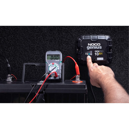 Chargeur de batterie embarqu&eacute; &agrave; 1 sortie de 10 amp&egrave;res GenPro10X1 Genius Dufferin Supply