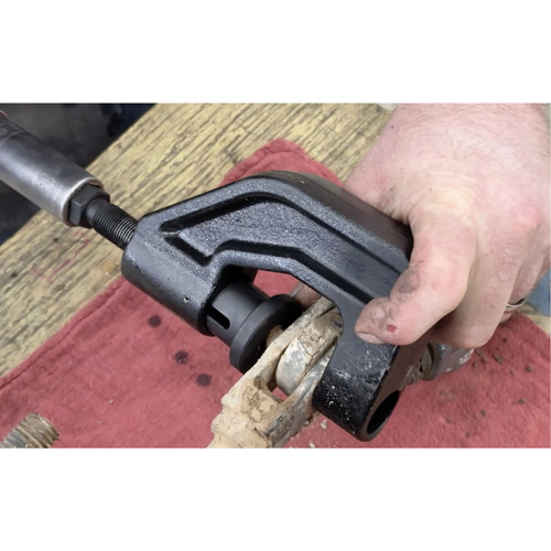 Brake Clevis Pin Press for Class 6-8 Trucks Dufferin Supply