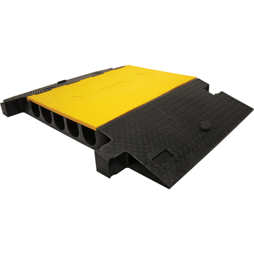 Protecteur de c&acirc;ble robuste Yellow Jacket, 5 canaux, 35,75" lo x 57,25" la x 5,125" h Dufferin Supply