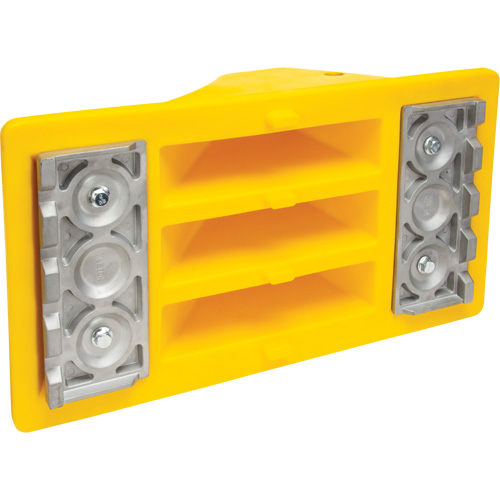 Cales de roue avec surface antid&eacute;rapante en aluminium, Polyur&eacute;thane, Jaune s&eacute;curit&eacute; OSHA, 11-1/4" la x 21" p x 12-1/4" h Dufferin Supply