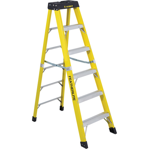 Industrial Heavy-Duty Stepladders (6400 Series), 6', Fibreglass, 300 lbs. Capacity, Type 1A Dufferin Supply