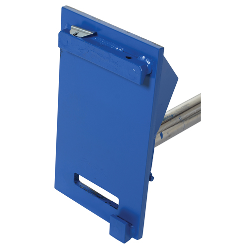 Fl&egrave;che de chariot &eacute;l&eacute;vateur pour tapis, 108-1/2" longueur, Install&eacute; sur tablier, Capacit&eacute; de 2500 lb Dufferin Supply