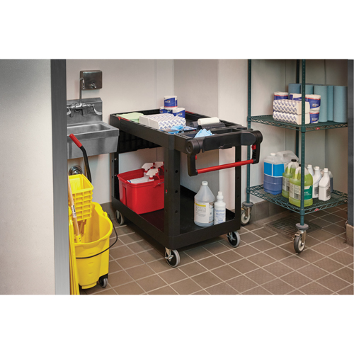 Chariot utilitaire robuste et polyvalent, 2 tiers, 17-3/4" x 36" x 46-1/5", Capacit&eacute; 500 lb Dufferin Supply