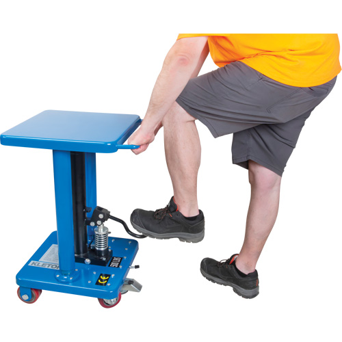 Hydraulic Work Table, 18" L x 18" W, Steel, 500 lbs. Capacity Dufferin Supply