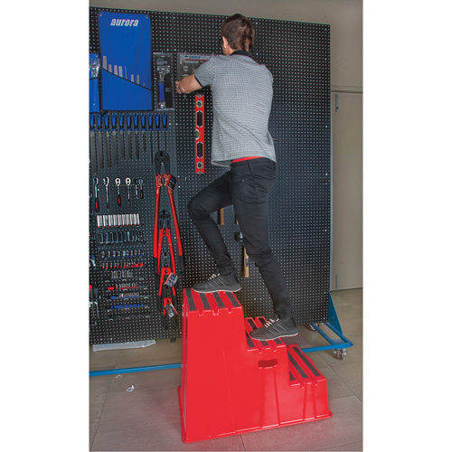 Industrial Step Stool, 3 Steps, 34-13/16" x 22-7/16" x 28-1/2" High Dufferin Supply