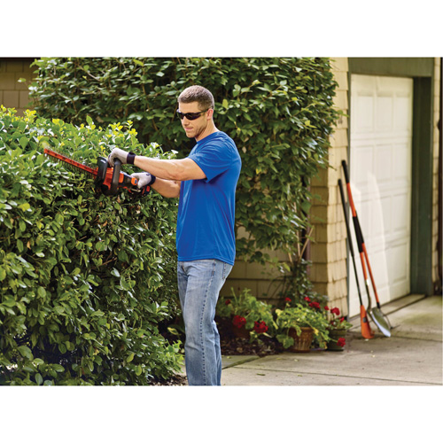 Max* PowerCut Cordless Hedge Trimmer Kit, 22", 20 V, Battery Powered Dufferin Supply