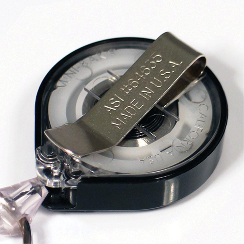 Porte-insignes r&eacute;tractables pour carte d'identit&eacute; Mini-Bak, Plastique, C&acirc;ble 36", Fixation Agrafe de ceinture Dufferin Supply