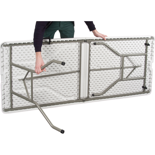 Table se pliant en deux, Rectangulaire, 72" l x 30" la, Poly&eacute;thyl&egrave;ne, Blanc Dufferin Supply