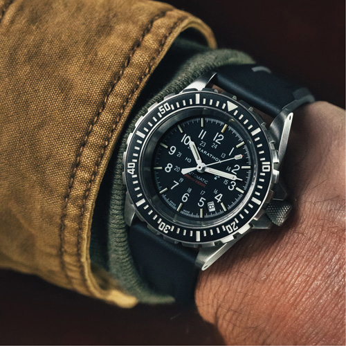 Grande montre automatique de plong&eacute;e, Num&eacute;rique, &agrave; piles, 41 mm, Noir Dufferin Supply