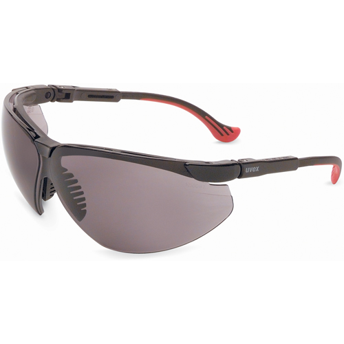 Lunettes de s&eacute;curit&eacute; Uvex Genesis avec lentilles HydroShield, Lentille Grise/fum&eacute;e, Antibu&eacute;e, R&eacute;pond ou surpasse la norme CSA Z94.3 Dufferin Supply