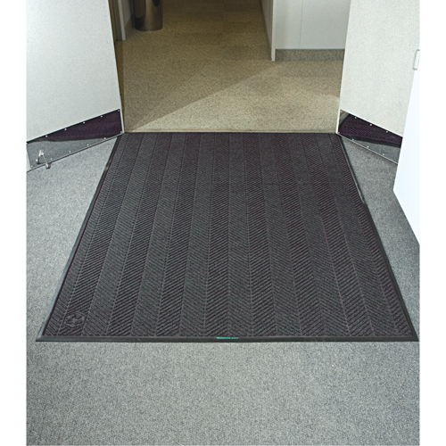 Tapis Waterhog Eco Elite, Essuie-pieds/grattoir, 4' x 8' x 3/8", Cendre grise Dufferin Supply