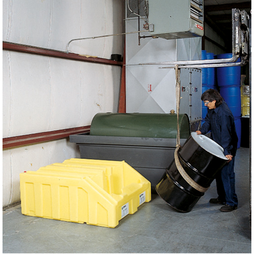 Poly-Racker pour syst&egrave;me Poly-Rack, 49" lo x 53" la x 23" ha, 102 gal. US Capacit&eacute; Dufferin Supply