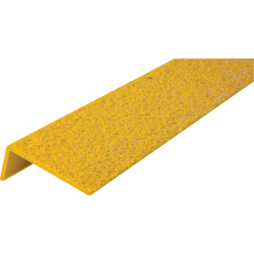 Rebords de marches antid&eacute;rapants Safestep, 2,75" la x 32" lo, Jaune Dufferin Supply