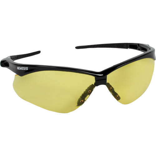 Lunettes de s&eacute;curit&eacute; Nemesis de Kleenguard, Lentille Ambr&eacute;e, ANSI Z87+/R&eacute;pond ou surpasse la norme CSA Z94.3 Dufferin Supply