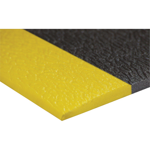 Tapis antifatigue Airsoft, Rugueux, 3' x 5' x 3/8", Noir/Jaune, &eacute;ponge en PVC Dufferin Supply