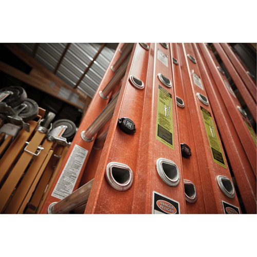 One-Key Bluetooth Tracking Tag Dufferin Supply