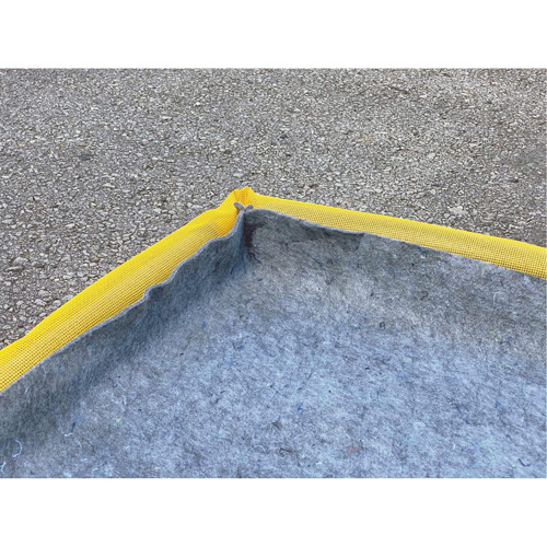 Tampon Ultra-Filter grand, Capacit&eacute; 3,3 gal. US, 5' la x 4' lo x 3" h, Paroi en mousse Dufferin Supply