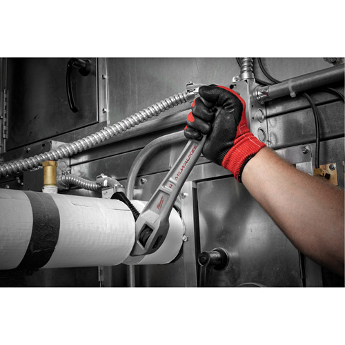 Cl&eacute; &agrave; tuyau coud&eacute;e en aluminium, Cap des m&acirc;choires 2", Longueur 14", Fini Rev&ecirc;tement en poudre, Prise Ergonomique Dufferin Supply