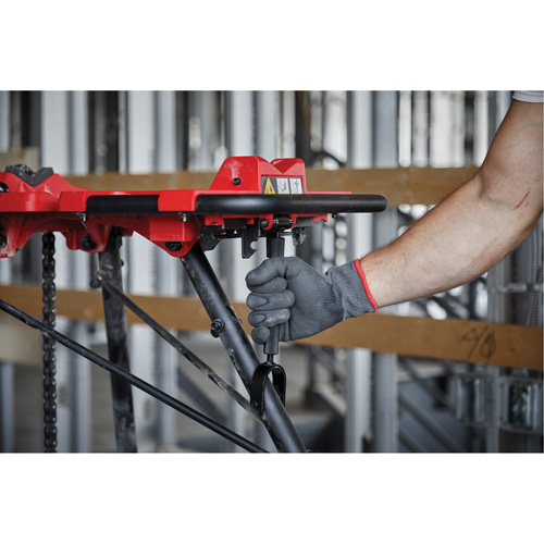 6” Leveling Tripod Chain Vise Dufferin Supply