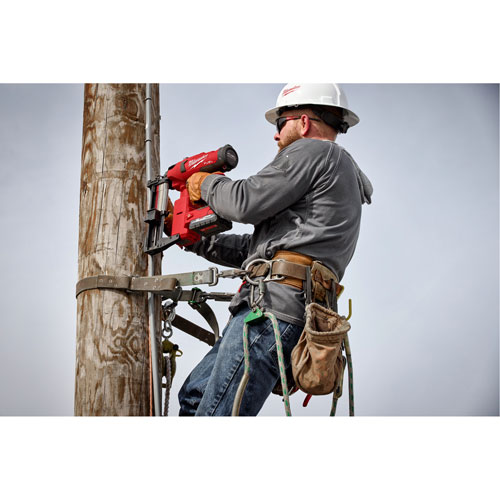 Ensemble agrafeuse pour cl&ocirc;ture utilitaire M18 Fuel, Agrafes 2"/1-1/2"/1-3/4" Dufferin Supply