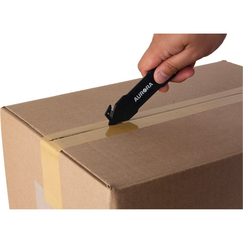 Couteau de s&eacute;curit&eacute; jetable , Acier inoxydable, Prise en Plastique Dufferin Supply