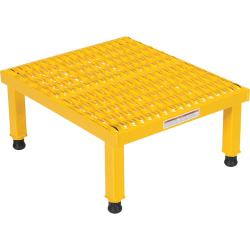 Plate-forme ajustable Step-Mate, 1 marche(s), 23-1/2" la x 19-9/16" lo x 16-1/2" h, Capacit&eacute; 500 lb Dufferin Supply