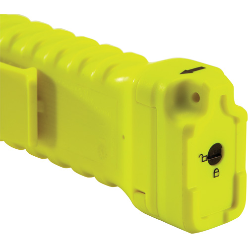 Right Angle Flashlight, LED, 336 Lumens, AA Batteries Dufferin Supply