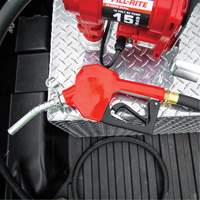 Pistolet de distribution automatique rouge pour essence Dufferin Supply