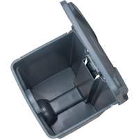 Step-On Garbage Can, Plastic, 12 US gal. Capacity Dufferin Supply