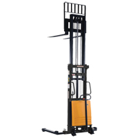Gerbeur pour chariot &eacute;l&eacute;vateur, Fonctionnement &eacute;lectrique, Capacit&eacute; 2000 lb, Lev&eacute;e max 63" Dufferin Supply