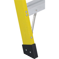 Industrial Heavy-Duty Stepladders (6400 Series), 4', Fibreglass, 300 lbs. Capacity, Type 1A Dufferin Supply