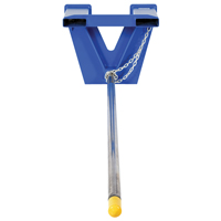 Fl&egrave;che de chariot &eacute;l&eacute;vateur pour tapis, 108-1/2" longueur, Install&eacute; sur fourche, Capacit&eacute; de 2500 lb Dufferin Supply