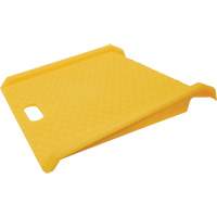 Rampe de trottoir portable en poly pour diable, Capacit&eacute; de 1000 lb, 27" la x 27" lo Dufferin Supply