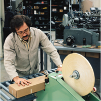 Rubans adh&eacute;sifs opaques 8934 Tartan, &eacute;paisseur 4 mils, 12 mm (1/2") x 55 m (180')  Dufferin Supply