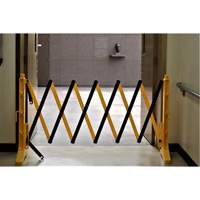 Xpandit Barricade, 36" H x 11.5' L, Black/Yellow Dufferin Supply