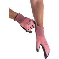 Gants &eacute;cologiques, l&eacute;gers, et r&eacute;sistants &agrave; la coupe, &agrave; haute dext&eacute;rit&eacute;, Taille 7, Calibre 18, Rev&ecirc;tement Mousse de nitrile, Enveloppe en Acier inoxydable/PEHP/rPET, ASTM ANSI niveau A4 Dufferin Supply
