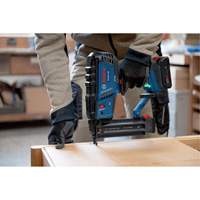 Cloueur pour clous &agrave; t&ecirc;te perdue de calibre 18 (outil seul), 18 V, Lithium-ion Dufferin Supply